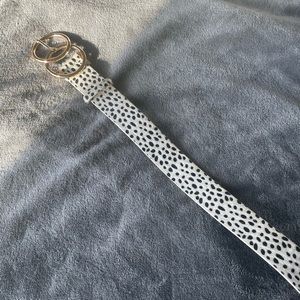 Leopard print belt